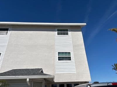 Seamless aluminum gutter install in Dunedin, FL — Jan 2025