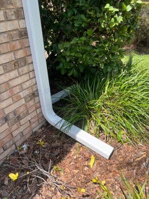 Seamless aluminum gutter install in Tampa, FL — May 2026