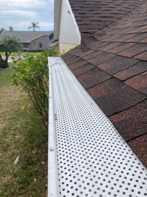 Seamless aluminum gutter install in Safety Harbor, FL — Nov 2023