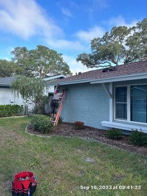 Seamless aluminum gutter install in Safety Harbor, FL — Sep 2023