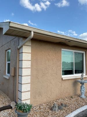 Seamless aluminum gutter install in Sun City Center, FL — Apr 2025