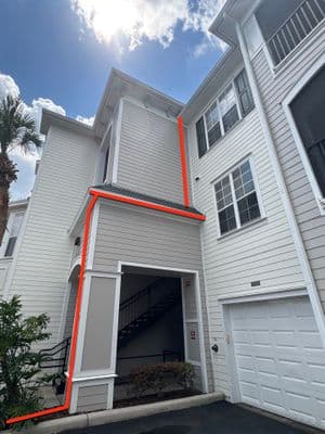 Seamless aluminum gutter install in Brandon, FL — Aug 2025