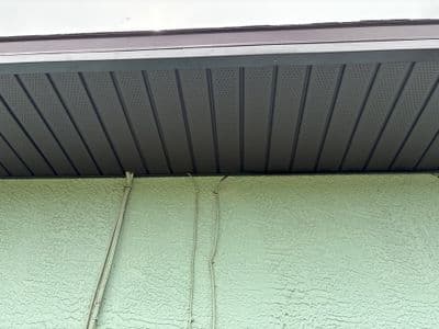 Seamless aluminum gutter install in Spring Hill, FL — May 2025