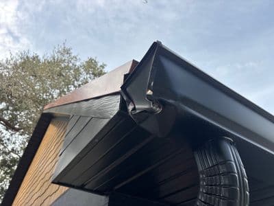 Seamless aluminum gutter install in Oldsmar, FL — Jan 2026