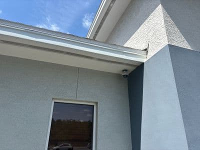 Seamless aluminum gutter install in Ruskin, FL — Apr 2025