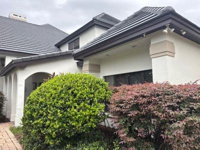 Seamless aluminum gutter install in New Tampa, FL — Sep 2025