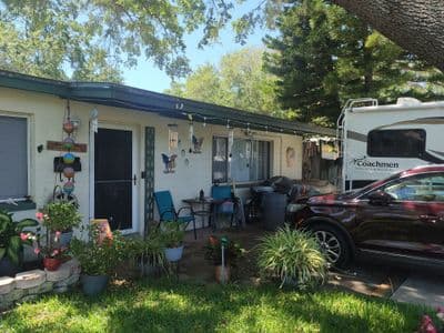 Seamless aluminum gutter install in Pinellas Park, FL — Apr 2024