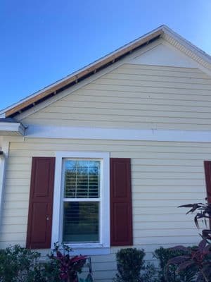 Seamless aluminum gutter install in Oldsmar, FL — Jan 2025