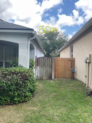 Seamless aluminum gutter install in Valrico, FL — Aug 2025