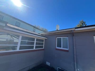 Seamless aluminum gutter install in St Petersburg, FL — Feb 2026