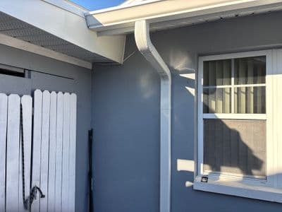 Seamless aluminum gutter install in Seminole, FL — Feb 2026