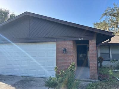Seamless aluminum gutter install in Brandon, FL — Oct 2025