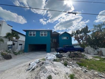 Seamless aluminum gutter install in St Petersburg, FL — Apr 2026