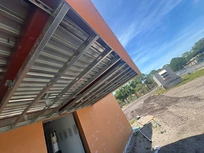 Seamless aluminum gutter install in Seminole, FL — May 2026