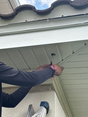 Seamless aluminum gutter install in Lutz, FL — Jun 2025