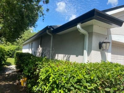 Seamless aluminum gutter install in Valrico, FL — Sep 2025