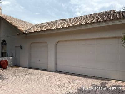 Seamless aluminum gutter install in New Tampa, FL — Sep 2025