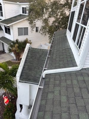 Seamless aluminum gutter install in Seminole, FL — Dec 2025