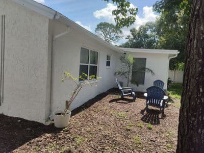 Seamless aluminum gutter install in Palm Harbor, FL — Aug 2025