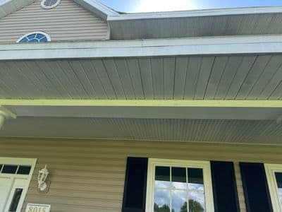 Seamless aluminum gutter install in Bradenton, FL — Jun 2026