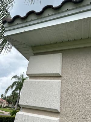Seamless aluminum gutter install in Lutz, FL — Jun 2025