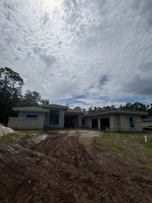 Seamless aluminum gutter install in Palm Harbor, FL — Aug 2025