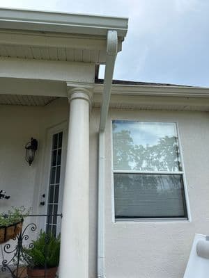Seamless aluminum gutter install in Land O Lakes, FL — Jul 2025